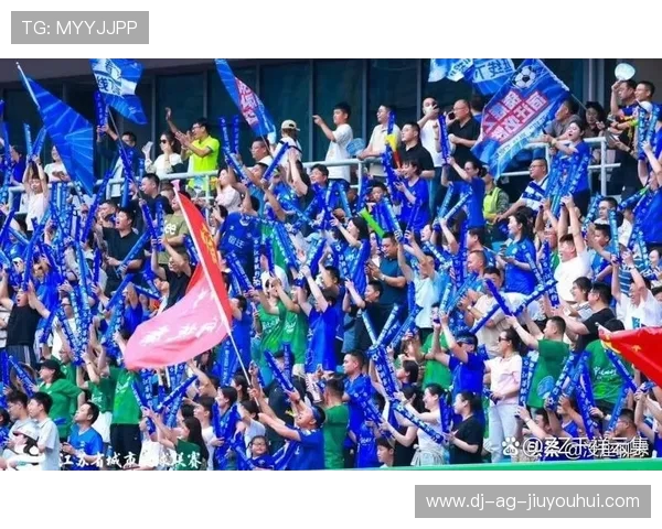 兄弟情深足球单挑赛，谁将赢得这场激情对决的胜利荣耀