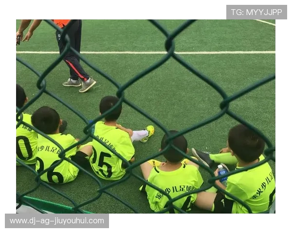 足球小将经典瞬间盘点 热血青春与绝技对决的传奇之战